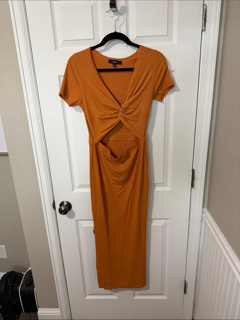 Lulu's Twist-Front Midi Dress in Rust Orange